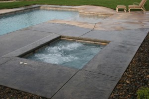 In Ground Spa-needs-spa-top looks like this in ground spa needs a spa top!