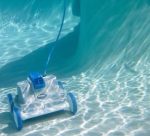 automatic pool cleaner options on Automatic Pool Cleaners: A Buyers Guide | InTheSwim Swimming Pool ...