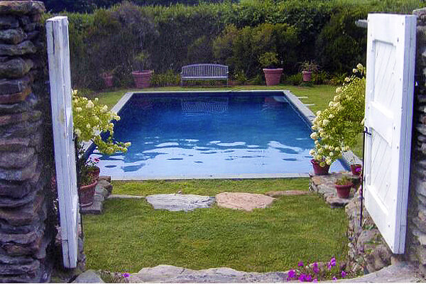 Image via huntcountrypools.com. Pool Design Style: English Garden Pool