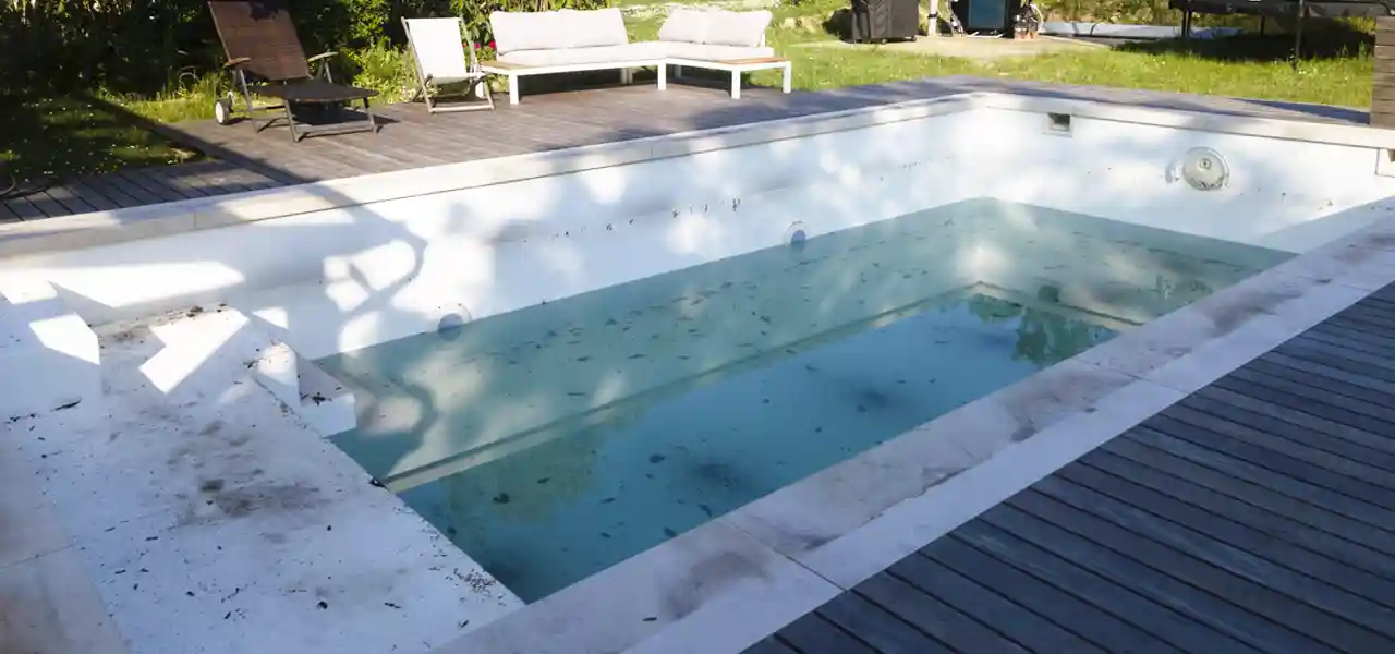 How to Drain a Swimming Pool