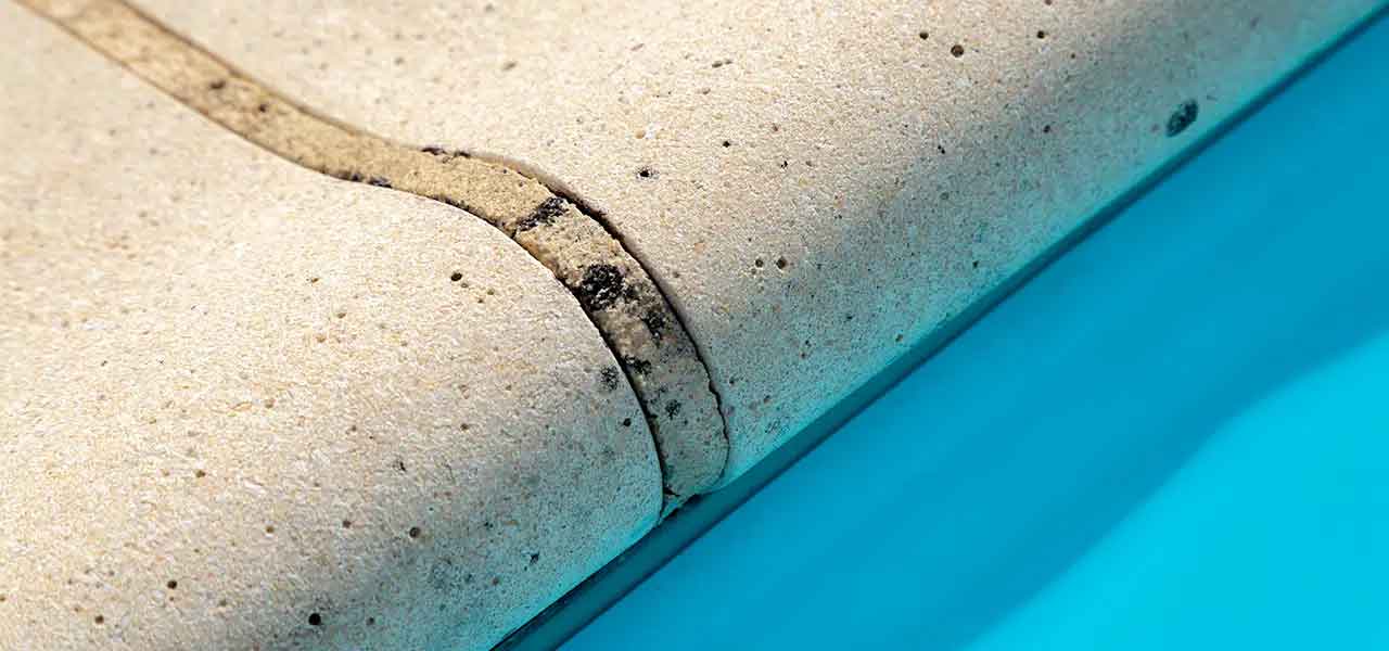 How to Caulk Your Pool's Expansion Jointthumbnail image.